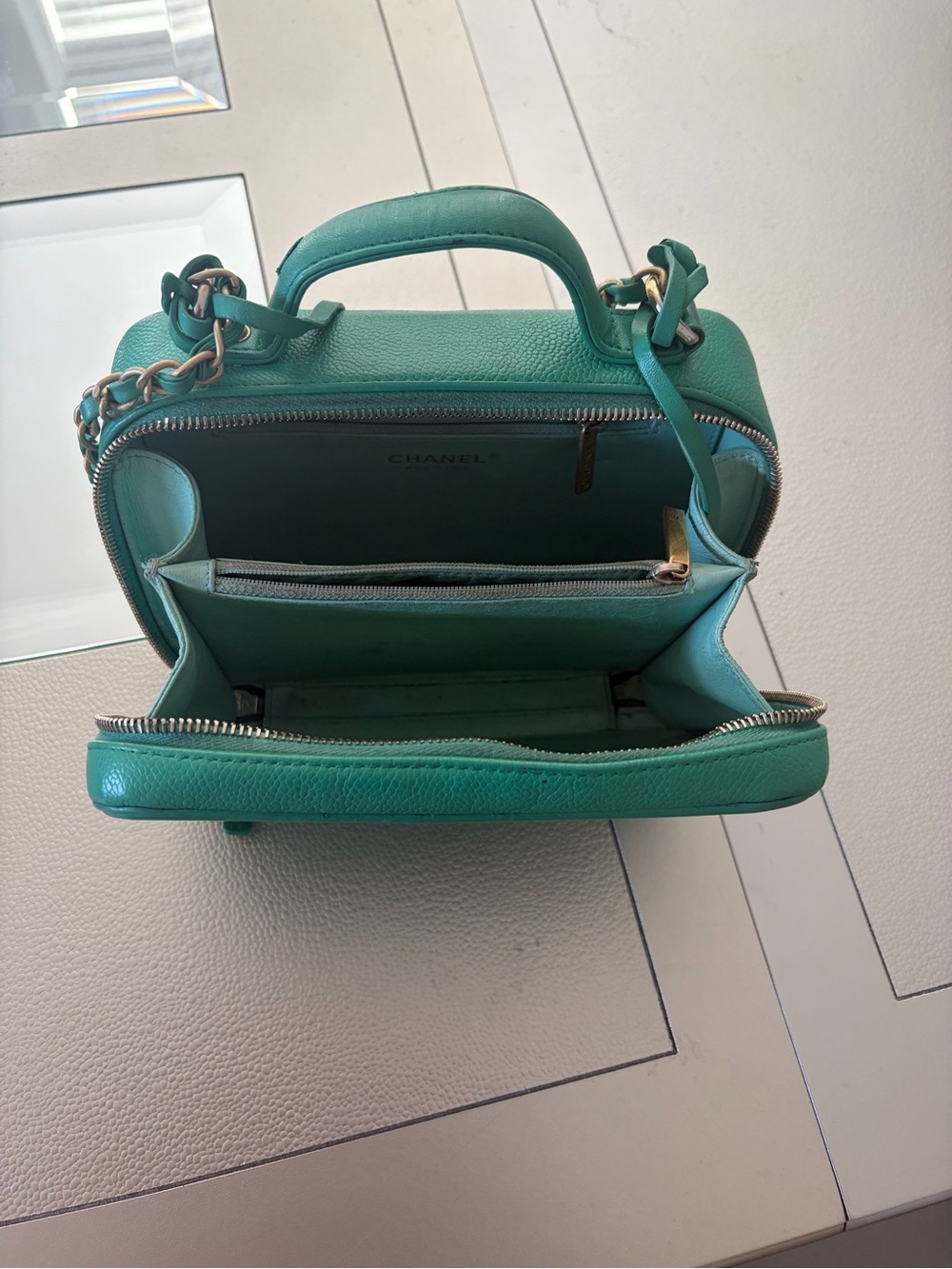 CHANEL GREEN CAVIAR CC FILIGREE MEDIUM VANITY CASE CROSSBODY BAG - Picture 12 of 13
